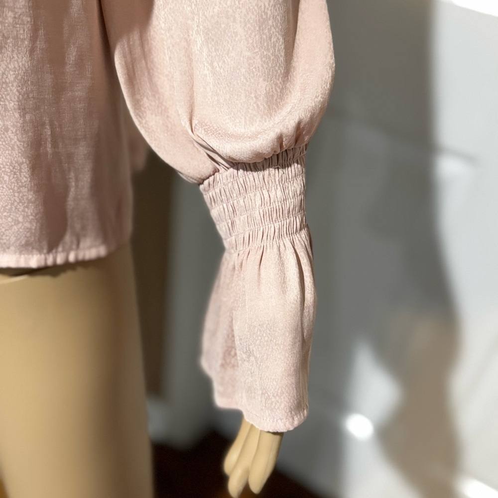 NWT A New Day Pink V Neck Smocked Sleeve Blouse Size Small - Picture 2 of 9